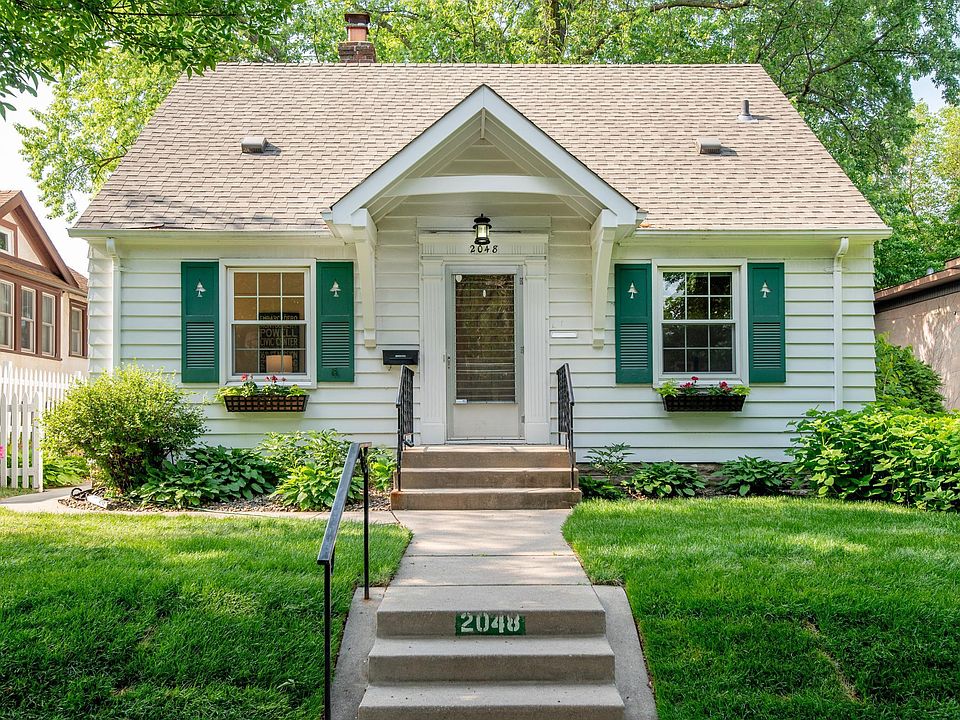 1st image of 2048 Wellesley Ave