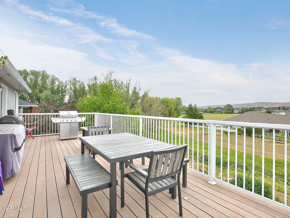 8706 Maclaren Ave, Yakima, WA 98908 Zillow