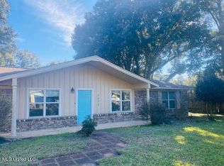 1572 E 2nd St, Pass Christian, MS 39571