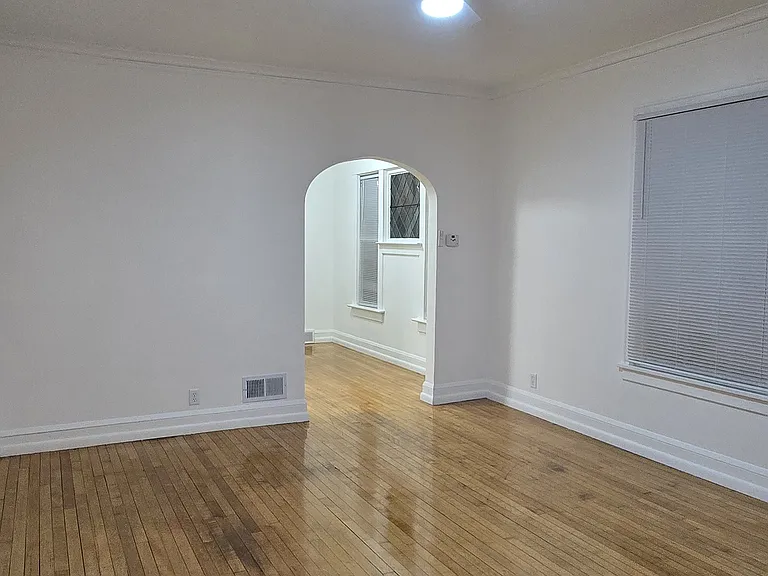 1114 College St N #1144 — Photo 42