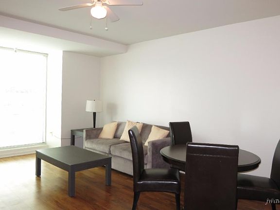 4th image of 555 4th St Unit 401