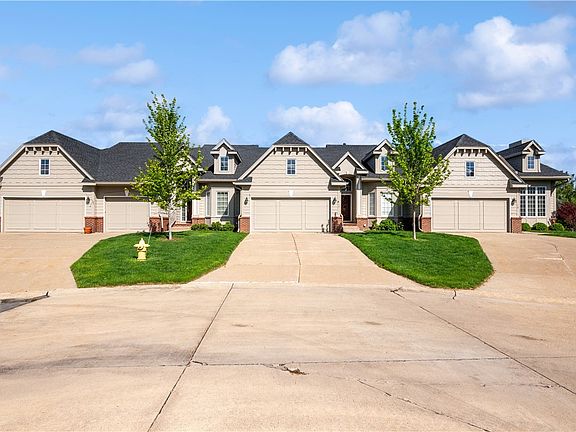 3rd image of 6980 Cody Dr Unit 16