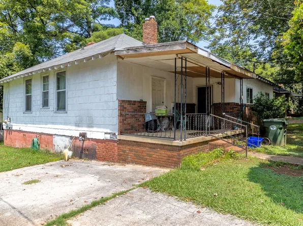 1112 Hill St, Dalton, GA 30720