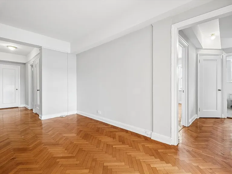 45 Popham Rd #5L — Photo 6