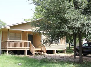 177 N Main St, Paige, TX 78659