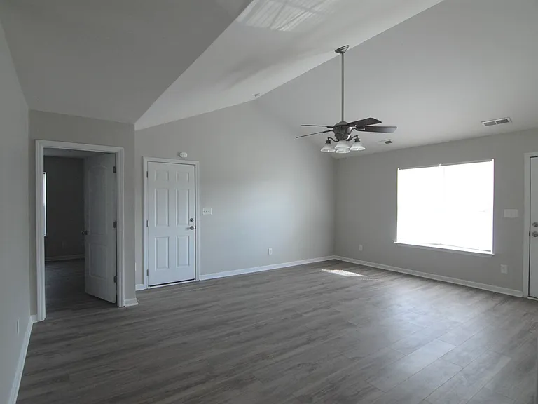 2804 Pleasant Garden Rd — Photo 3