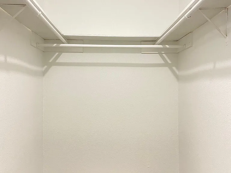 Pine Ridge Apartments — Photo 10