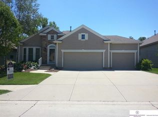 18431 Jackson St, Elkhorn, NE 68022