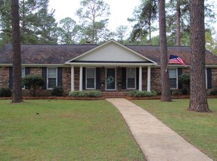 1712 Pineknoll Ln, Albany, GA 31707