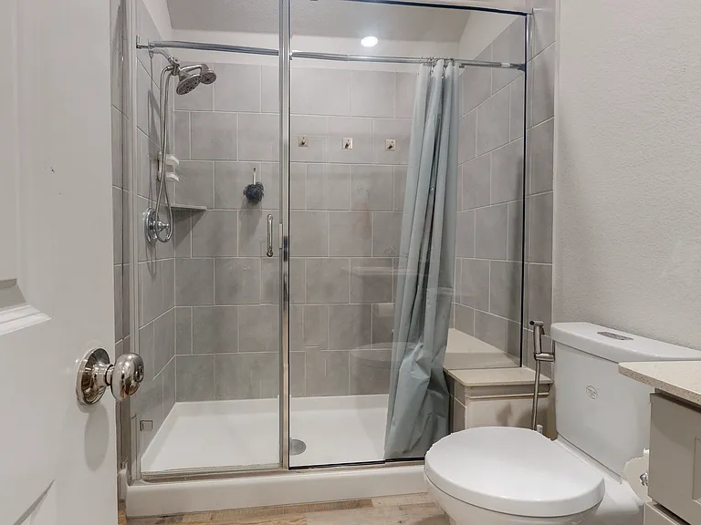 3111 Northpoint Dr — Photo 12