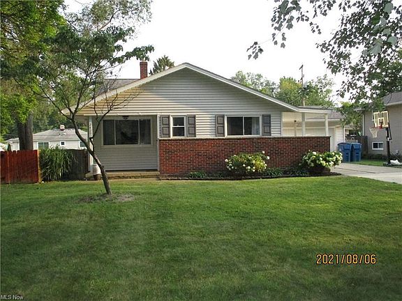 2nd image of 24297 Vincent Dr