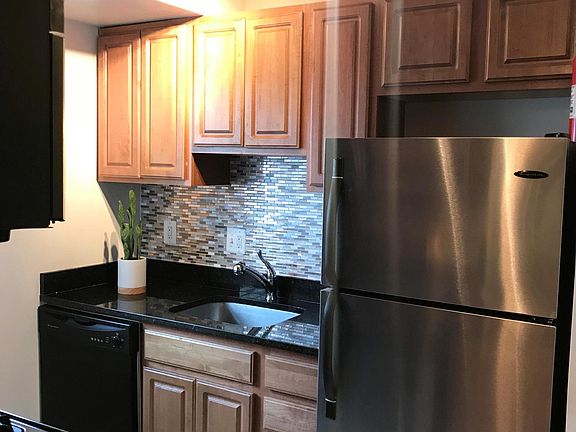 2nd image of 6946 Hawthorne St #6946