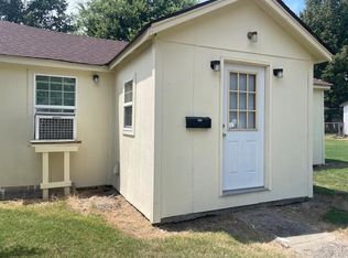 1412 S Grand Ave, Stuttgart, AR 72160