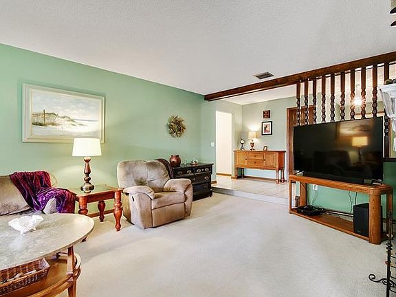 5th image of 4619 Lake Trudy Dr
