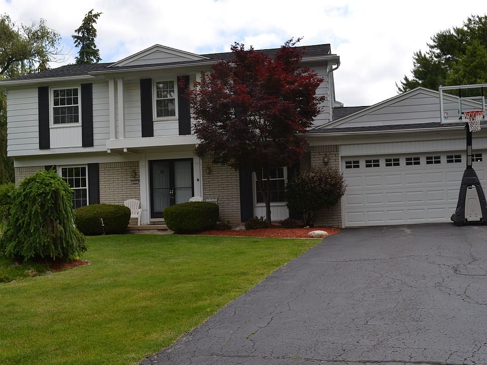 1st image of 4222 Pinecroft Ct