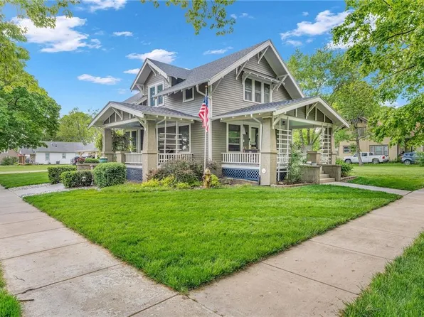 640 Oak St, Wellsville, KS 66092