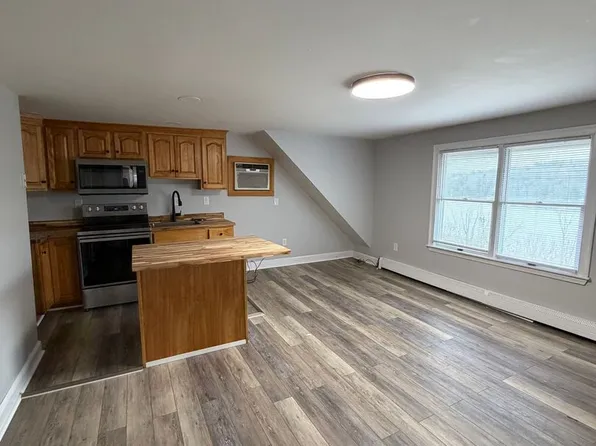 71 Water, 71 Water St #35, Hallowell, ME 04347