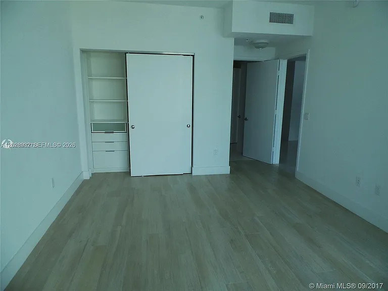 17111 N Biscayne Blvd #1703 — Photo 42