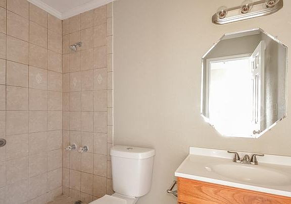 5th image of 22 Burlington Dr #4