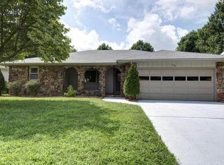 1130 E Rosebrier St, Springfield, MO 65807