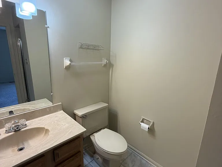 1309 Gray Hawk Rd #C — Photo 17