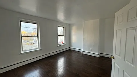 Building Photo - 111 Calhoun St #2