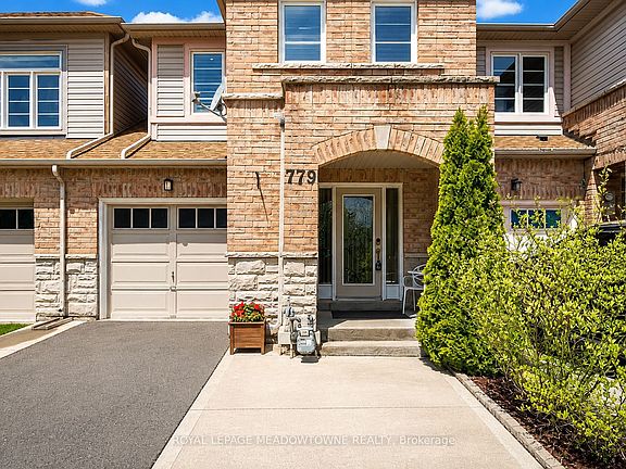 2nd image of 779 Gleeson Rd