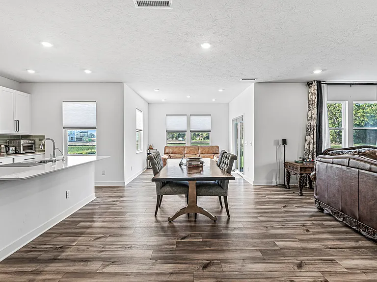 2240 Bauer Creek Dr — Photo 7