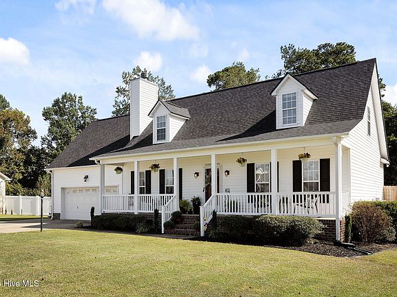 3rd image of 2519 Westminster Drive