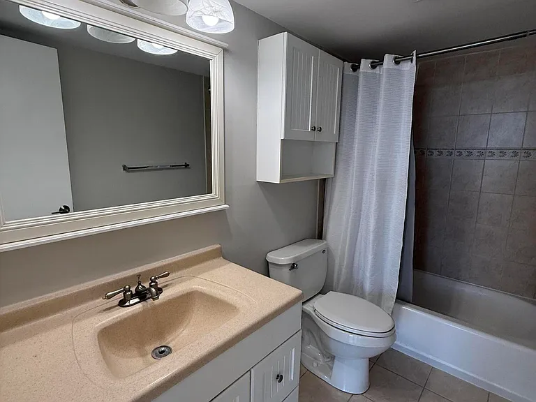 531 N Ocean Blvd #1805 — Photo 41