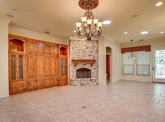 3rd image of 2312 Amberstone