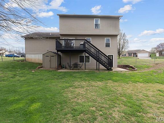 4th image of 628 Olivia Dr