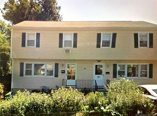 11 Mathews St, Stamford, CT 06902