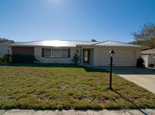156 Sunshine Dr, Palm Harbor, FL 34684