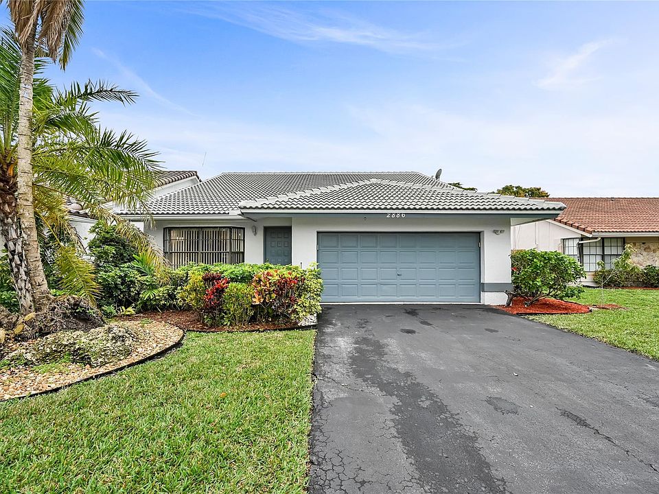 1st image of 2886 NW 95th Avenue