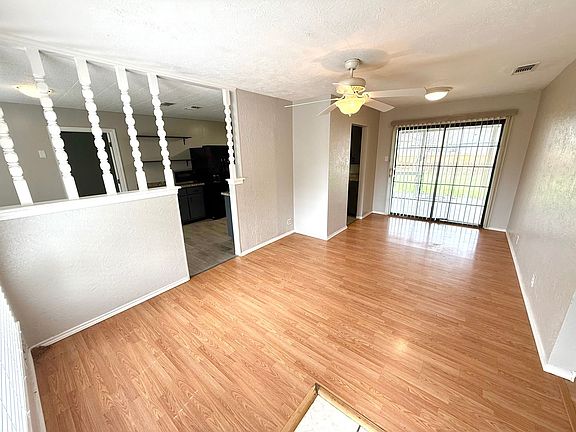 3rd image of 3607 Portsmouth Dr