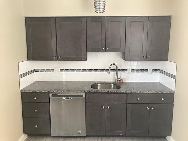 1st image of 80 Elmwood Ave