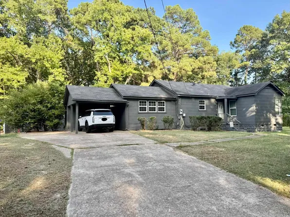 141 Bensberg Rd, Camden, AR 71701