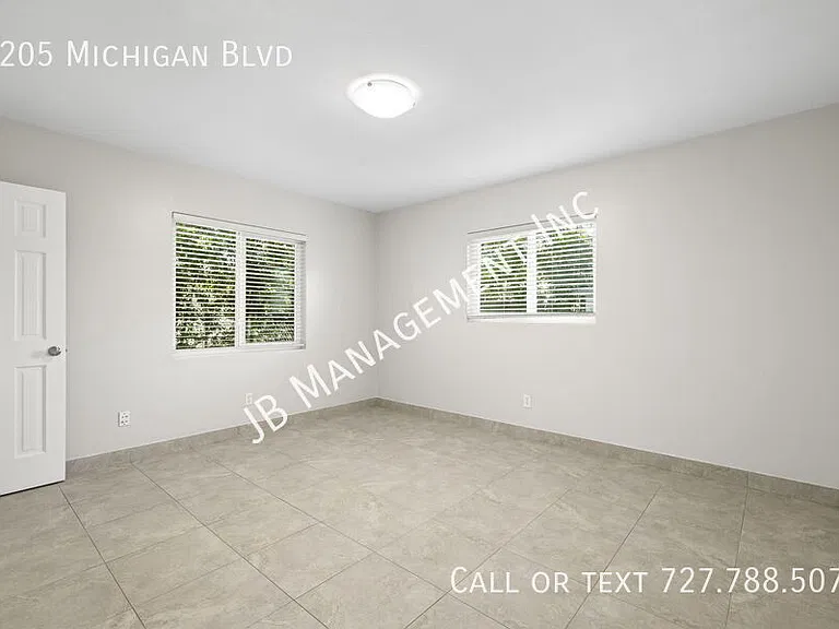 1205 Michigan Blvd — Photo 15