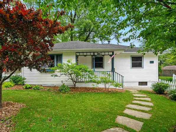 729 Highland Ave, Iowa City, IA 52240