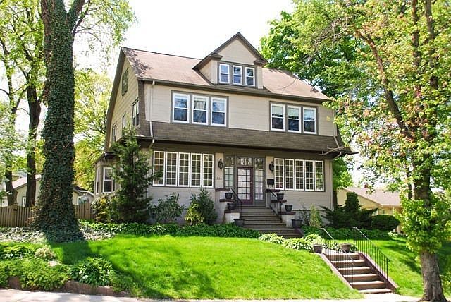 Grand Colonial Revival