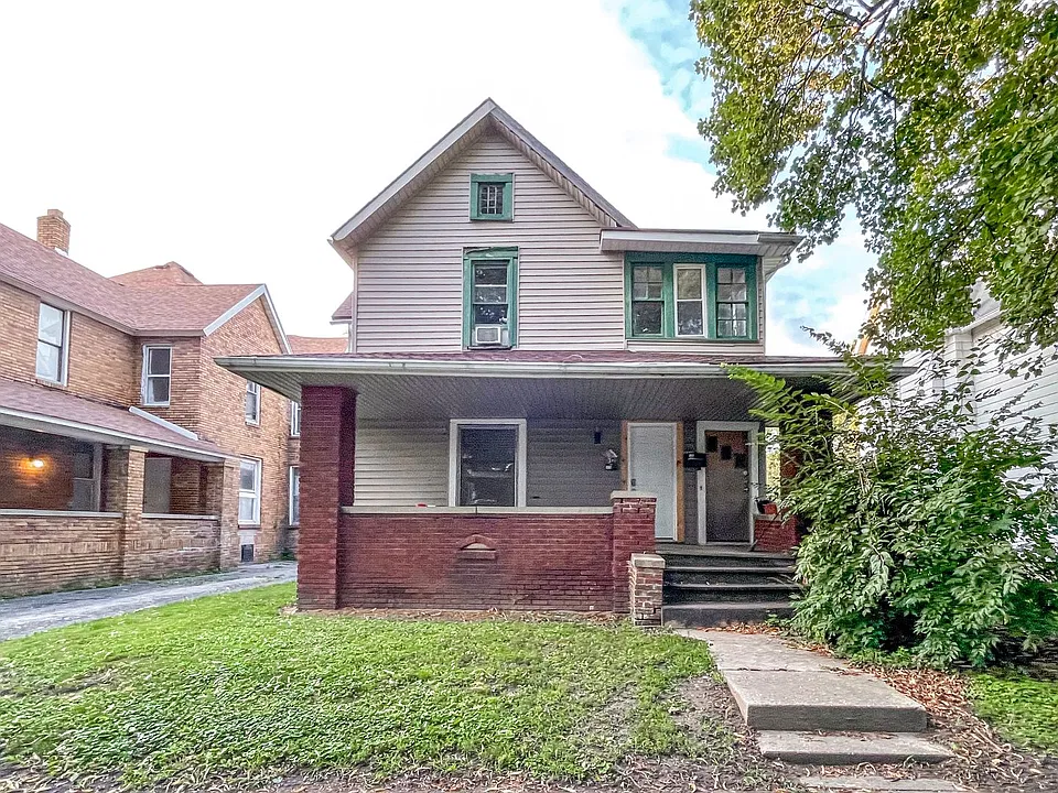 810 & 812 W Ashland Ave