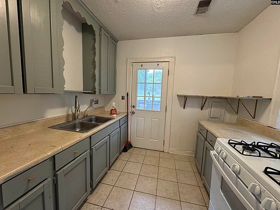 4th image of 507 S Prospect St