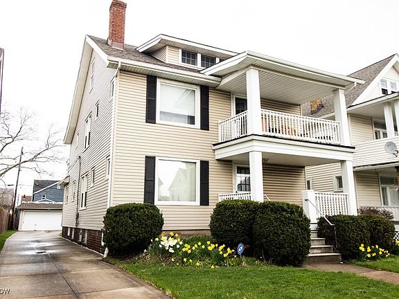 3rd image of 9817 Parkview Ave