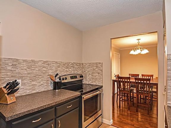 5th image of 151 King St APT 304C