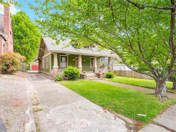674 Chestnut St, Greensboro, NC 27405