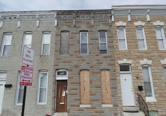 2nd image of 1910 E Oliver St