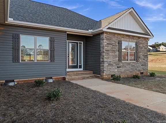 4th image of 125 Greythorn Dr #64