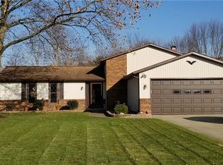 108 Hidden Tree Ln, Amherst, OH 44001