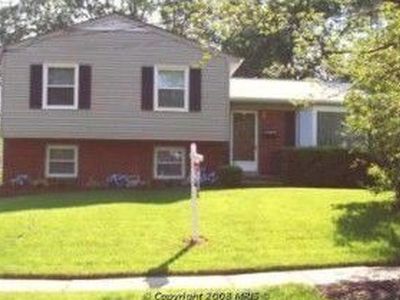 6812 99th Ave, Lanham, MD, 20706